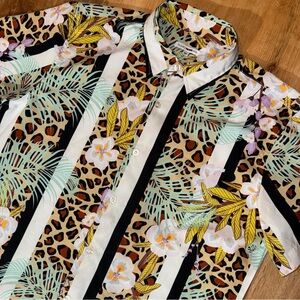 Fashion Nova Men WILD Floral Cheetah SHORT SLEEVE BUTTON UP SHIRT MED All Print